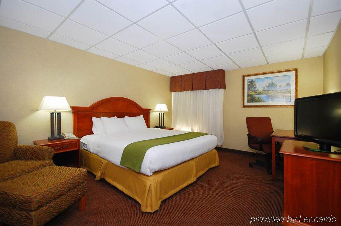 Holiday Inn Express Forsyth By Ihg Cameră foto