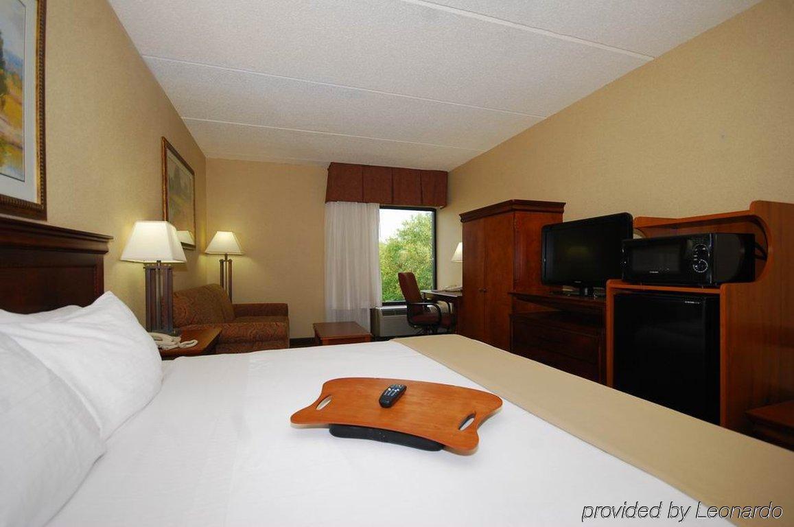 Holiday Inn Express Forsyth By Ihg Cameră foto
