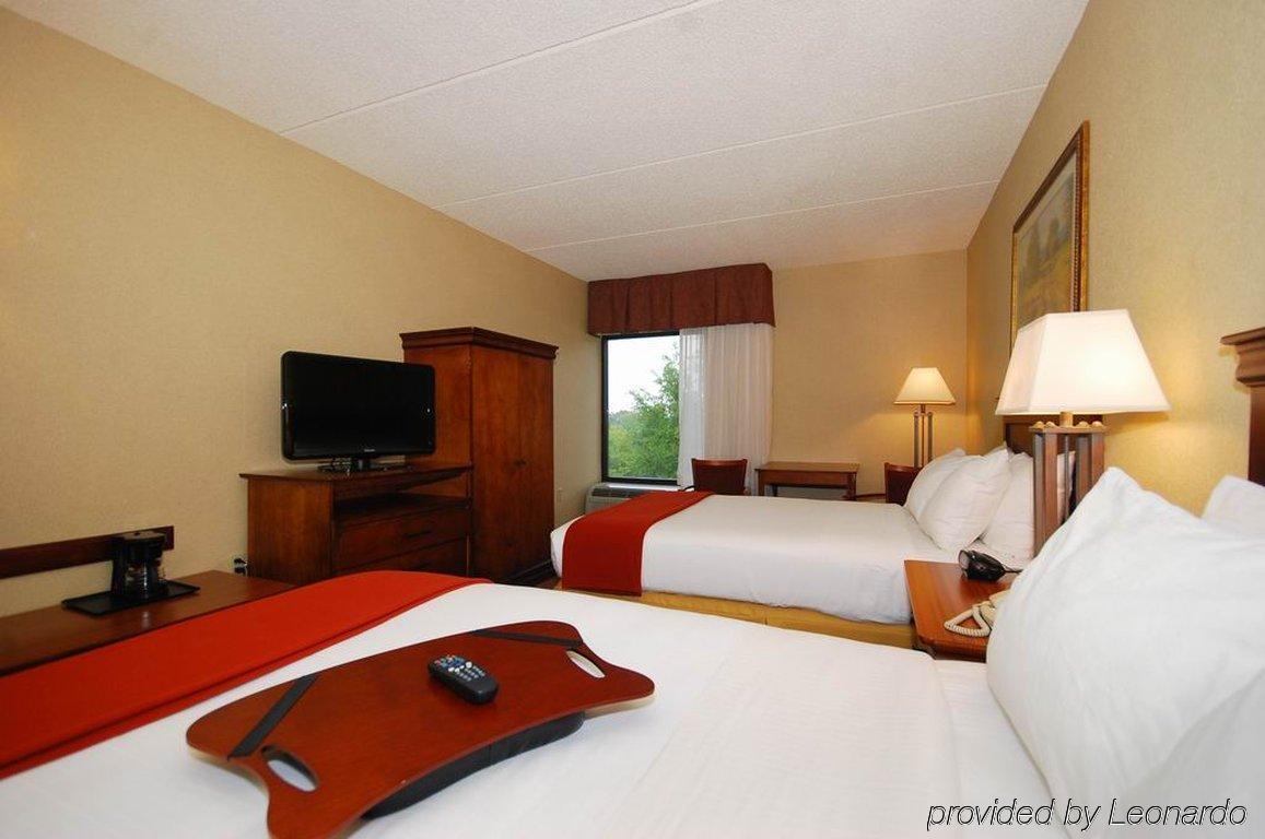 Holiday Inn Express Forsyth By Ihg Cameră foto